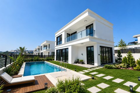  در  Kusadasi ، ترکیه 200 متر مربع.  شماره 227465 - 25