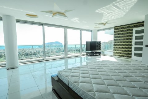 Продажа виллы  в Тепе, Аланье, Анталье, Турция 4+2, 370м2, №102268 – фото 10
