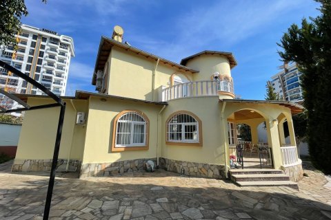 4+2 Villa  in Mahmutlar, Antalya, Türkei Nr. 221887