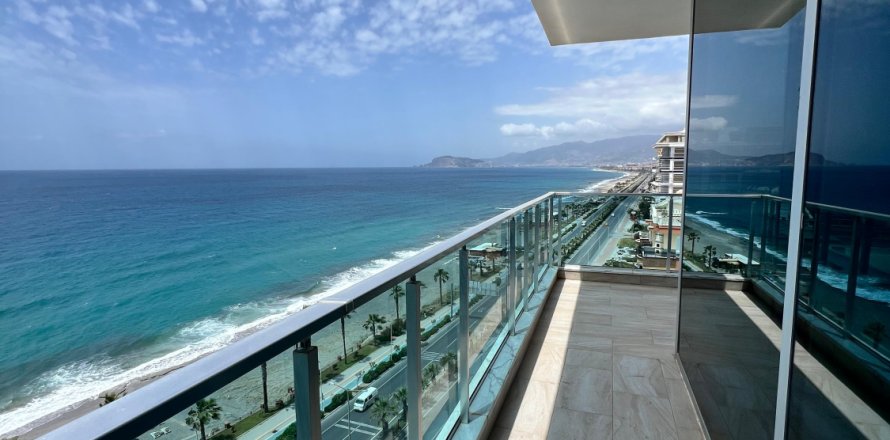 3+1 Lägenhet  i Mahmutlar, Antalya, Turkiet Nr. 224928