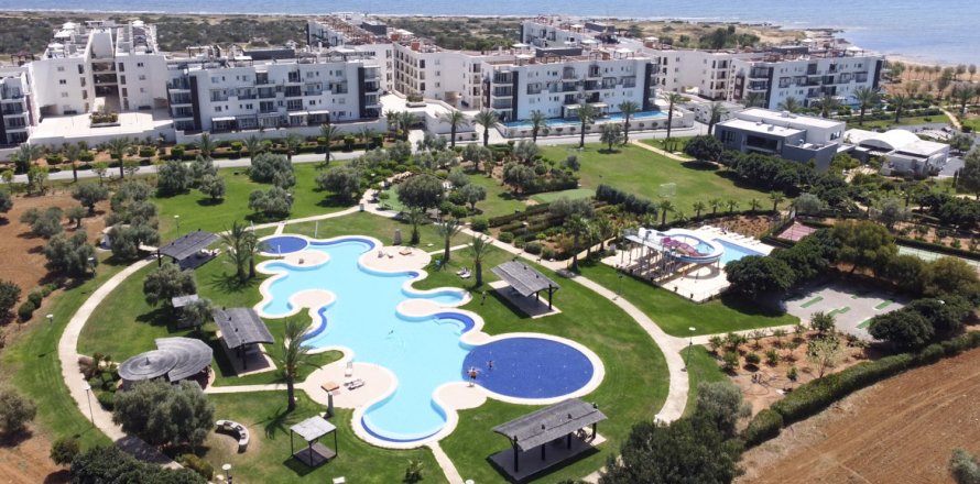 3+1 Apartment in Iskele, Northern Cyprus No. 214559