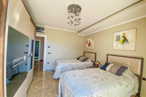 آپارتمان در  Antalya ، ترکیه 3 خوابه ، 160 متر مربع.  شماره 222727 - 22