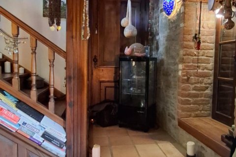 Продажа кафе / ресторана  в Сельчуке, Измире, Турция, 225м2, №223245 – фото 17
