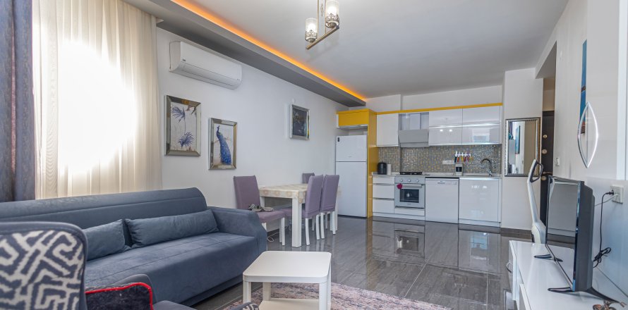 1+1 Apartment in Mahmutlar, Antalya, Turkey No. 219172