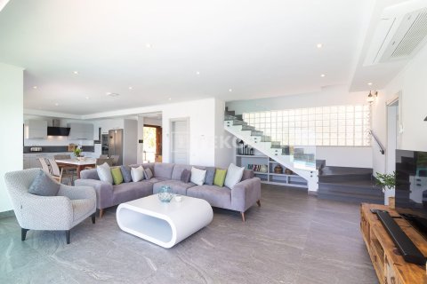 Villa for sale  in Kas, Antalya, Turkey, 6 bedrooms, 350m2, No. 237957 – photo 13