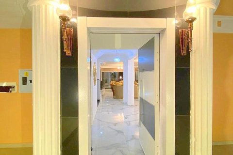 Villa for sale  in Kestel, Bursa, Turkey, 5 bedrooms, 450m2, No. 226728 – photo 14