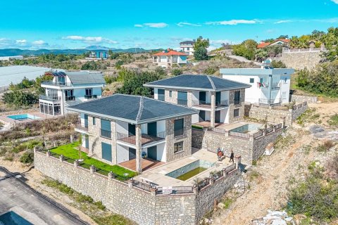 5+1 Villa  in Avsallar, Antalya, Turkey No. 227201