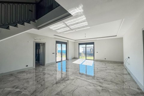 Villa for sale  in Avsallar, Antalya, Turkey, 5 bedrooms, 260m2, No. 227201 – photo 4