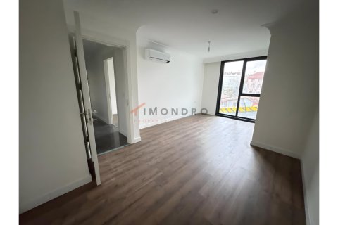 2+1 Lägenhet  i Üsküdar, Istanbul, istanbul, Turkiet Nr. 215648 - 16