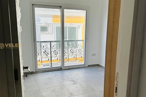 Apartment for sale in Girne, Northern Cyprus, 2 bedrooms, 67m2, No. 214323 – photo 4