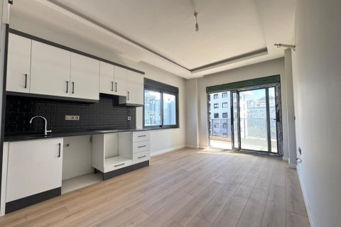 Apartment in Mahmutlar, Antalya, Turkey No. 221139