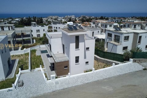 Продажа виллы  в Алсанджаке, Гирне, Северный Кипр 4+1, 385м2, №225326 – фото 2