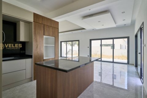 Продажа виллы  в Алсанджаке, Гирне, Северный Кипр 4+1, 385м2, №225326 – фото 12