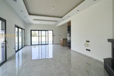 Продажа виллы  в Алсанджаке, Гирне, Северный Кипр 4+1, 385м2, №225326 – фото 9