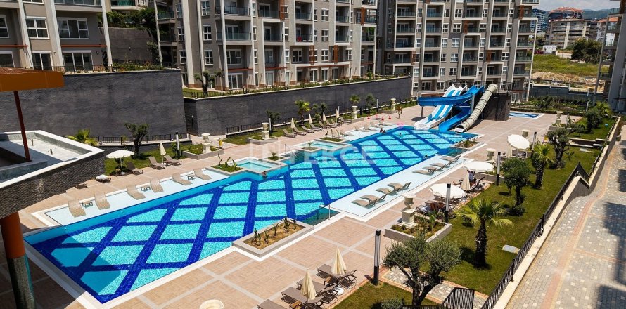 2+1 Apartment  in Alanya, Antalya, Turkey No. 43955