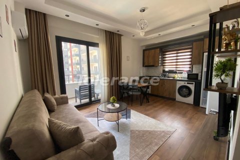 Квартира 1+1 в Мерсине, Турция №227769