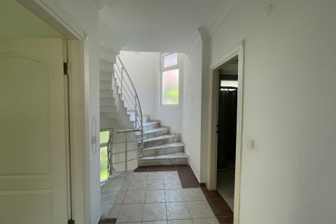 Продажа виллы в Кестеле, Бурсе, Турция 3+1, 200м2, №217764 – фото 2