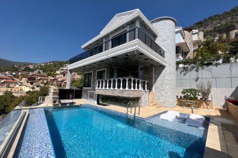 3+1 Villa  in Antalya, Turkey No. 222500