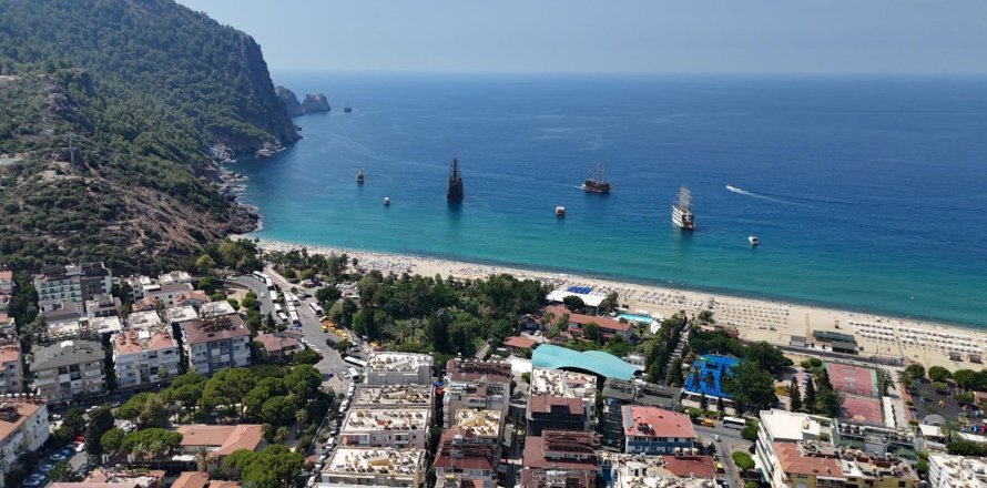 Erhvervsejendom  i Alanya, Antalya, Tyrkiet Nr. 224686