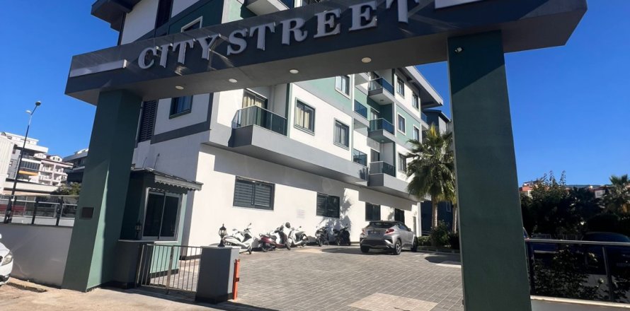 2+1 Apartment in Oba, Antalya, Turkey No. 237946