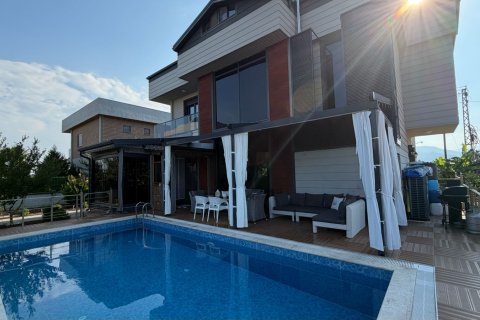 6+1 Villa  in Antalya, Turkey No. 237526