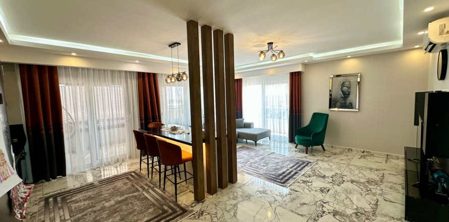 3+1 Lägenhet  i Oba, Antalya, Turkiet Nr. 237529