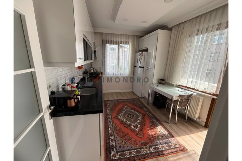 آپارتمان در Fatih،  Istanbul ، ترکیه 3 خوابه ، 125 متر مربع.  شماره 227655 - 27