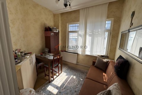 آپارتمان در Beyoglu،  Istanbul ، ترکیه 5 خوابه ، 160 متر مربع.  شماره 227651 - 5
