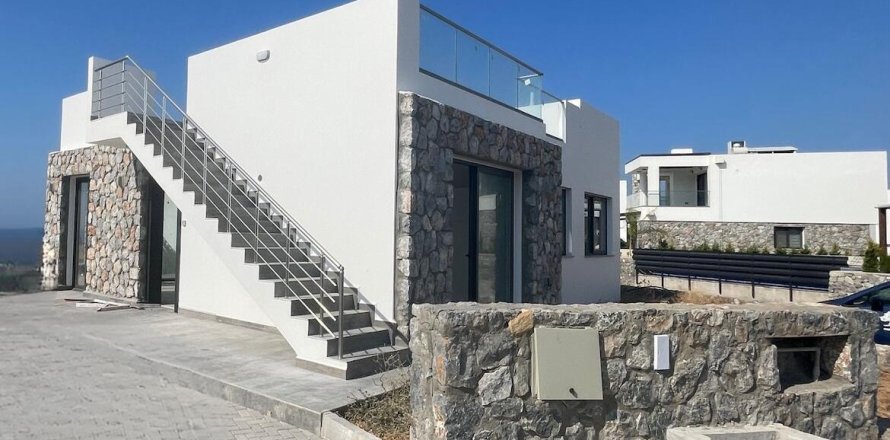 Villa  3+1  Bahçeli, Girne,  №214635