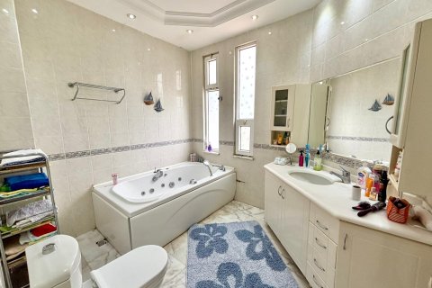 4+1 Villa  i Kestel, Antalya, Tyrkiet Nr. 222262 - 12