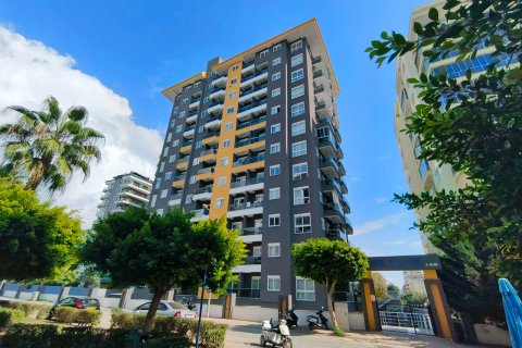 2+1 Apartment  in Mahmutlar, Antalya, Turkey No. 232545