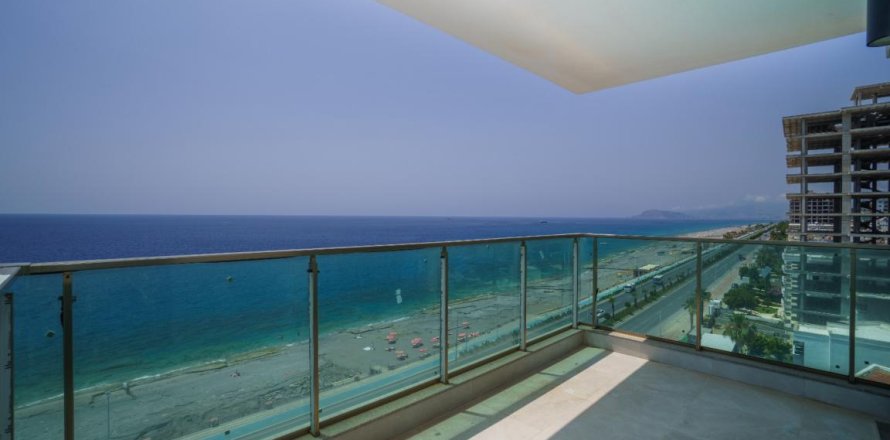 2+1 Lejlighed  i Mahmutlar, Antalya, Tyrkiet Nr. 217738