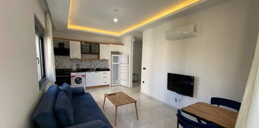 1+1 Lägenhet i Mahmutlar, Antalya, Turkiet Nr. 218062