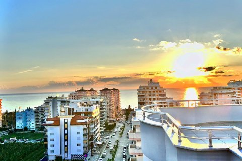 4+1 Leilighet  i Mahmutlar, Antalya, Tyrkia Nr. 218165
