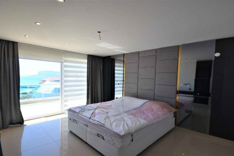 3+1 Apartment  in Tosmur, Alanya, Antalya, Turkey No. 215274