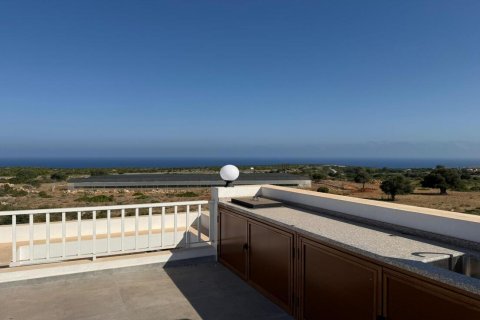 2+1 Villa i Yeni Erenkoy, Guzelyurt, Nr. 214627 - 11