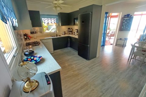 Продажа виллы  в Гирне, Северный Кипр 4+1, 130м2, №211792 – фото 9