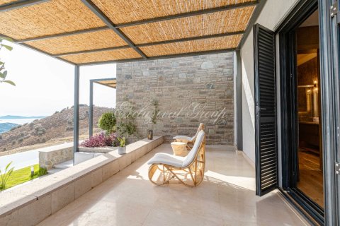 6+2 Villa i Bodrum, Mugla, Tyrkia Nr. 227329 - 24