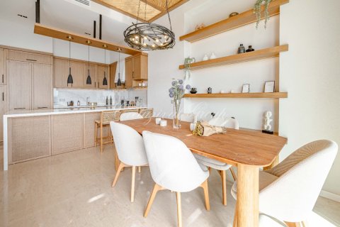 6+2 Villa i Bodrum, Mugla, Tyrkia Nr. 227329 - 12
