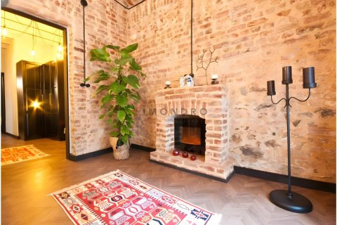 آپارتمان در Beyoglu،  Istanbul ، ترکیه 1 خوابه ، 60 متر مربع.  شماره 227326