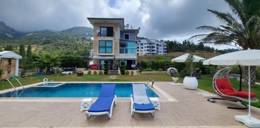 3+1 Villa  i Antalya, Turkiet Nr. 222848