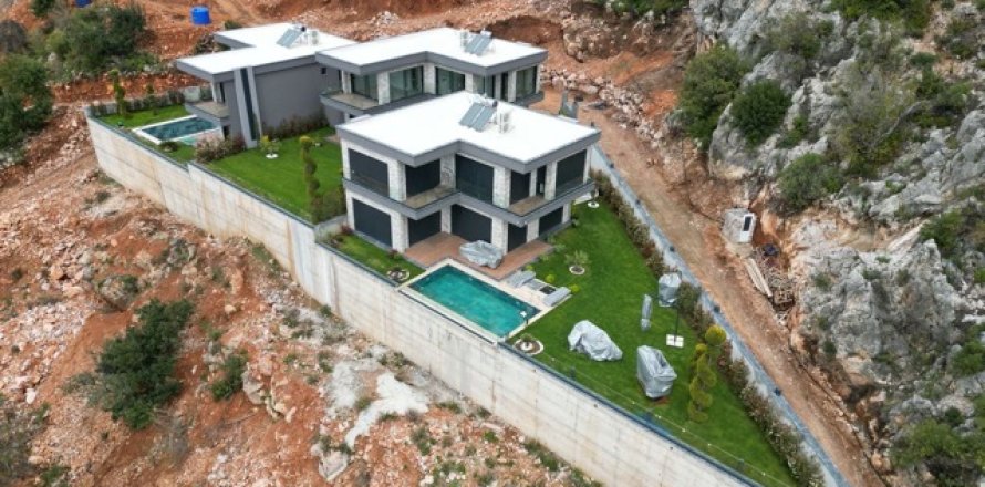 4+1 Villa i Antalya, Tyrkiet Nr. 222845