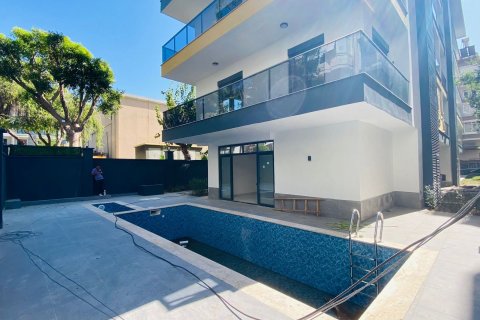 2+1 Apartment  in Alanya, Antalya, Turkey No. 213492