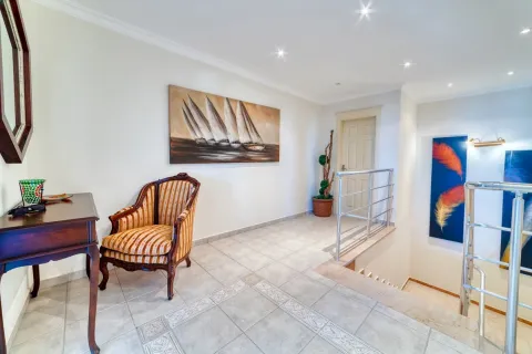 Apartment for sale in Alanya, Antalya, Turkey, 3 bedrooms, 306m2, No. 223746 – photo 16