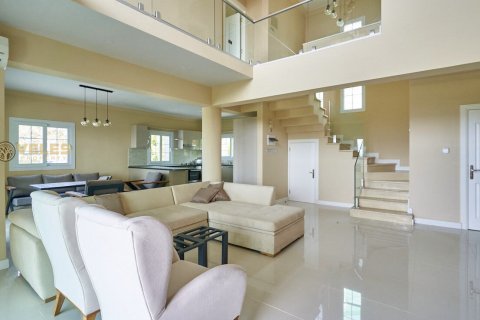 3+1 Villa i Catalkoy, Girne, Nr. 214336 - 13