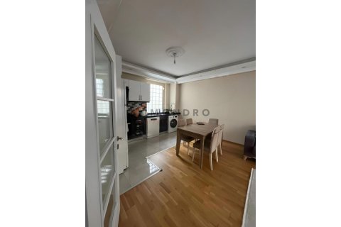 آپارتمان در Besiktas، Istanbul ، ترکیه 3 خوابه ، 85 متر مربع. شماره 215892 - 6