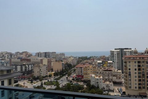 1+1 Apartment  in Mahmutlar, Antalya, Turkey No. 232134
