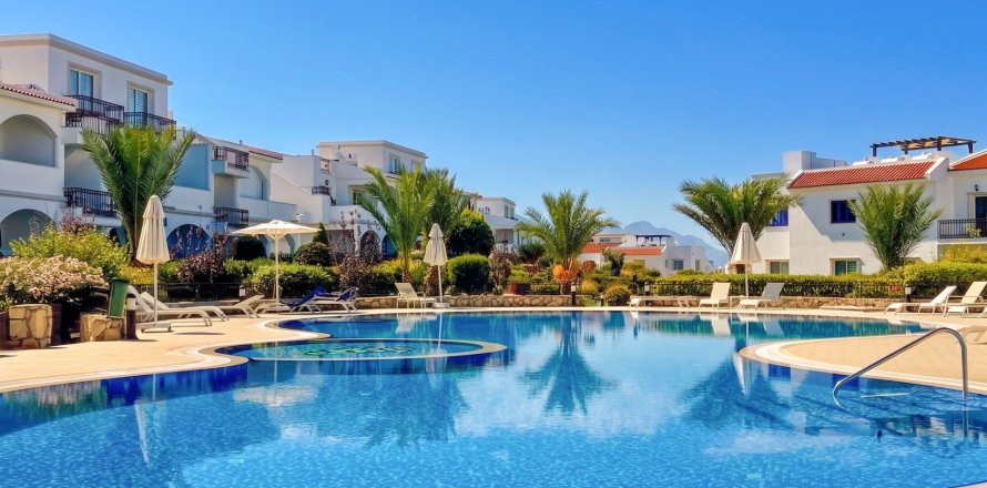 Apartment  in Esentepe, Girne, Northern Cyprus No. 232129