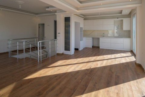 Apartment for sale in Mahmutlar, Antalya, Turkey, 217m2, No. 217257 – photo 2