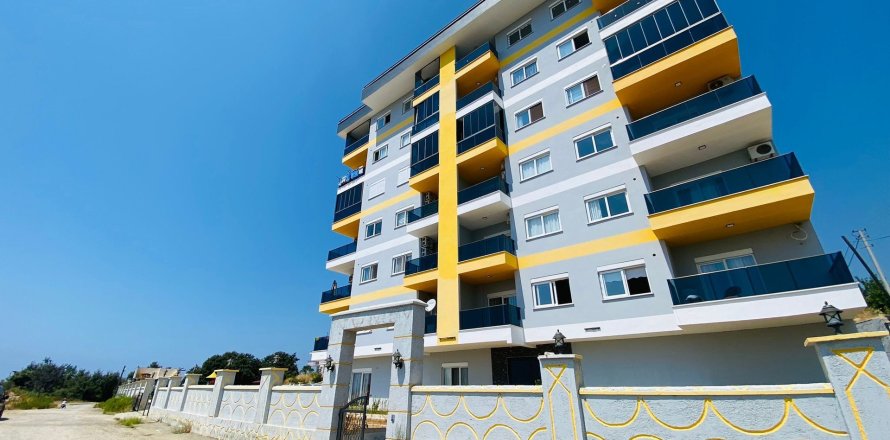 2+1 Lägenhet  i Demirtas, Alanya, Antalya, Turkiet Nr. 215607